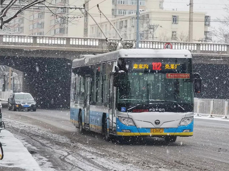 藕粉和车｜历经风雨60余载，与承载四代人记忆的112路说再见